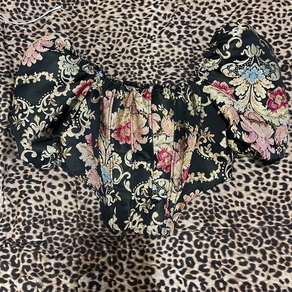 CLOSET CLEAR OUT SALE! BRAND NEW Puff Sleeve Party Top